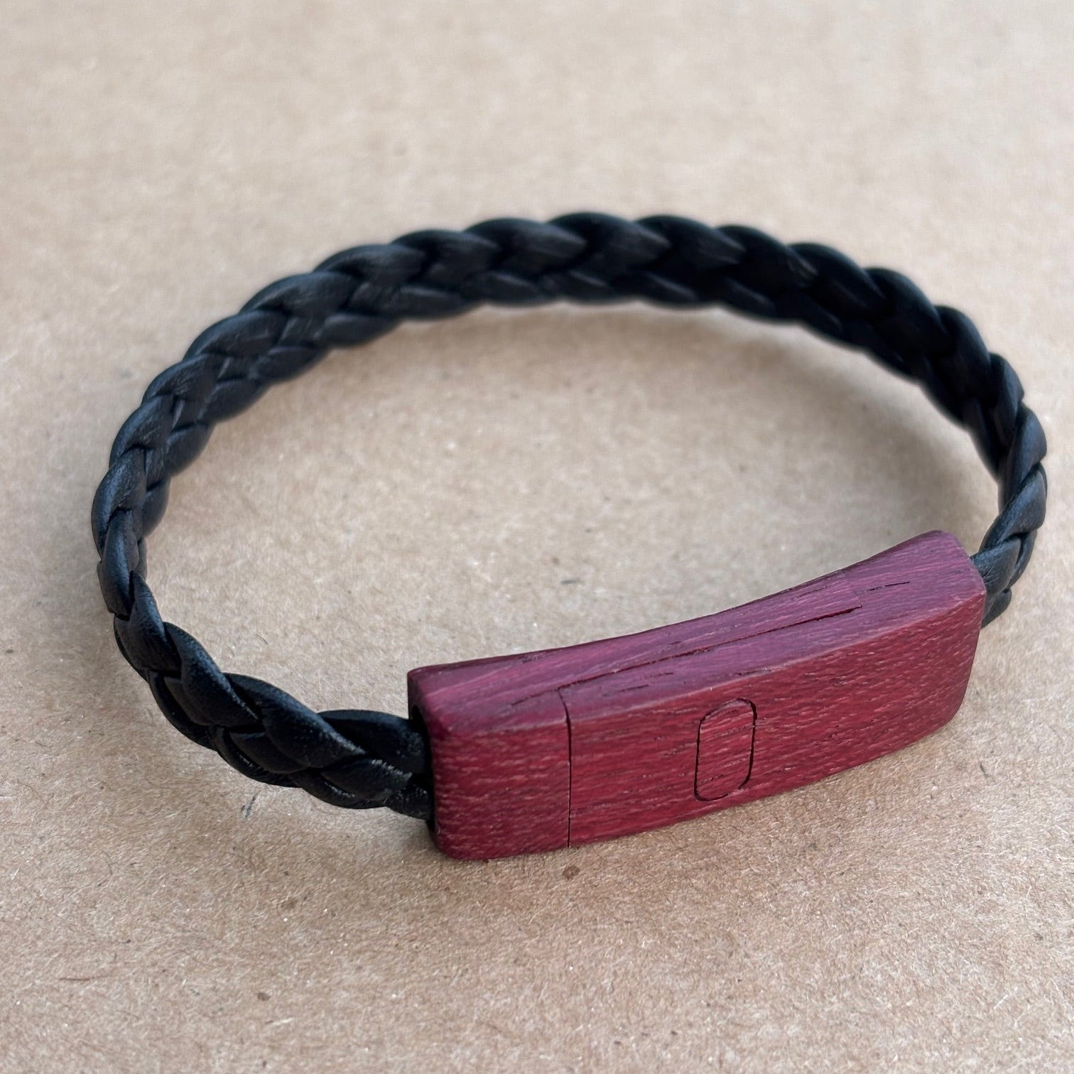 MATOKLI Leather Bracelet付き！【日本限定盤】B.A.P 47912c3ef3fc49579ff9b19e0edb17